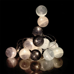 Grossiste guirlande 16 LED aux boules noires, blanches et vertes pailletées - 6x300cm