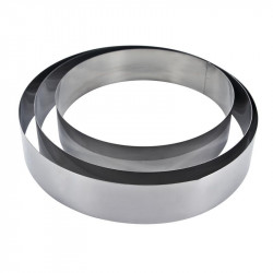 Round cake ring and dessert...