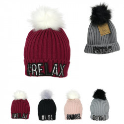 Pom pom beanie hat