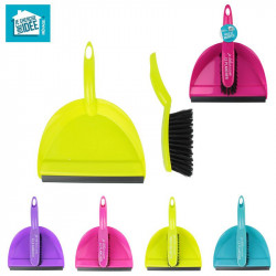 Dustpan and brush set