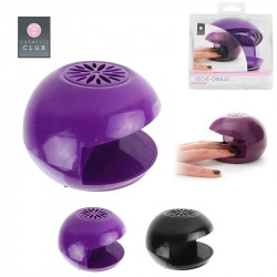 Nail dryer